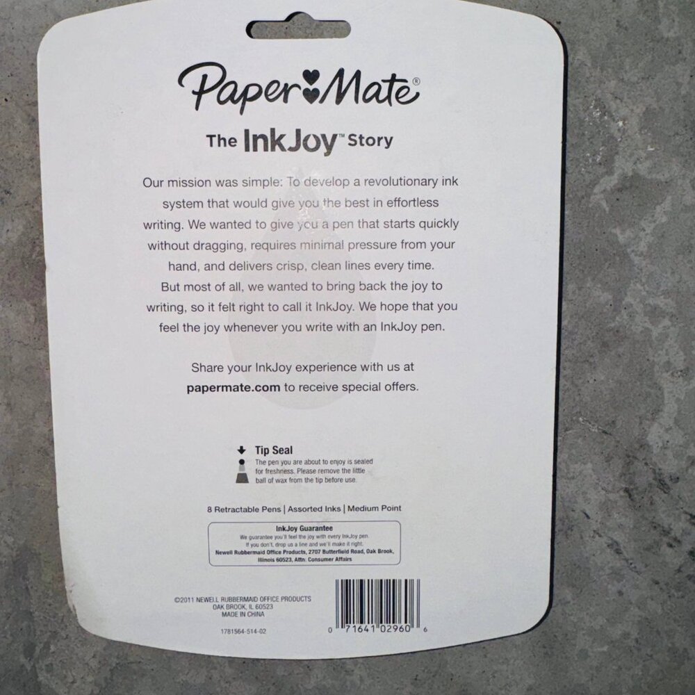 Paper Mate InkJoy 300RT Ballpoint Pen, Assorted Colors, 8-Count - Picture 3 of 3